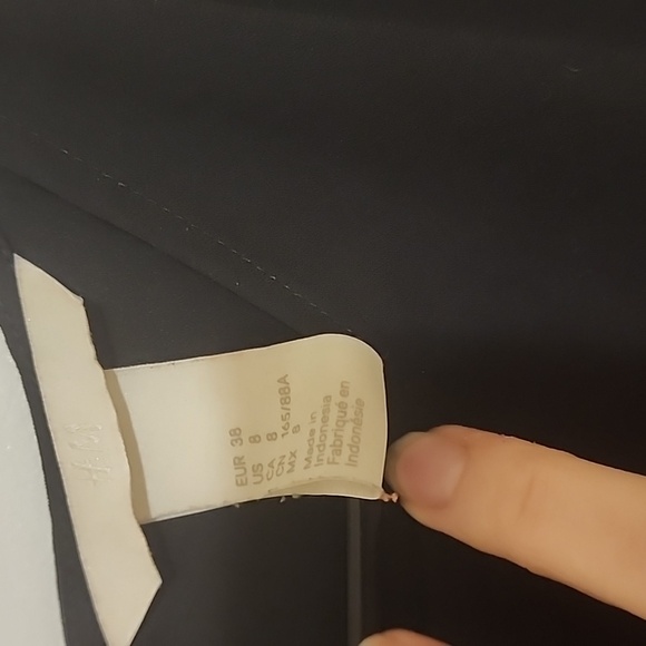 H&M Blouse 8 Womens Size Long Sleeves Black - Picture 4 of 10